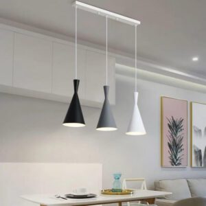 Suspension linéaire trois abat-jours design
