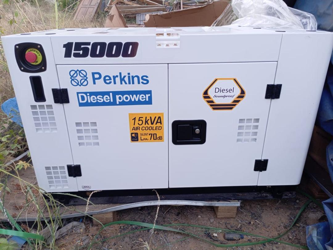 Groupe électrogène gene perkins 15kva-1